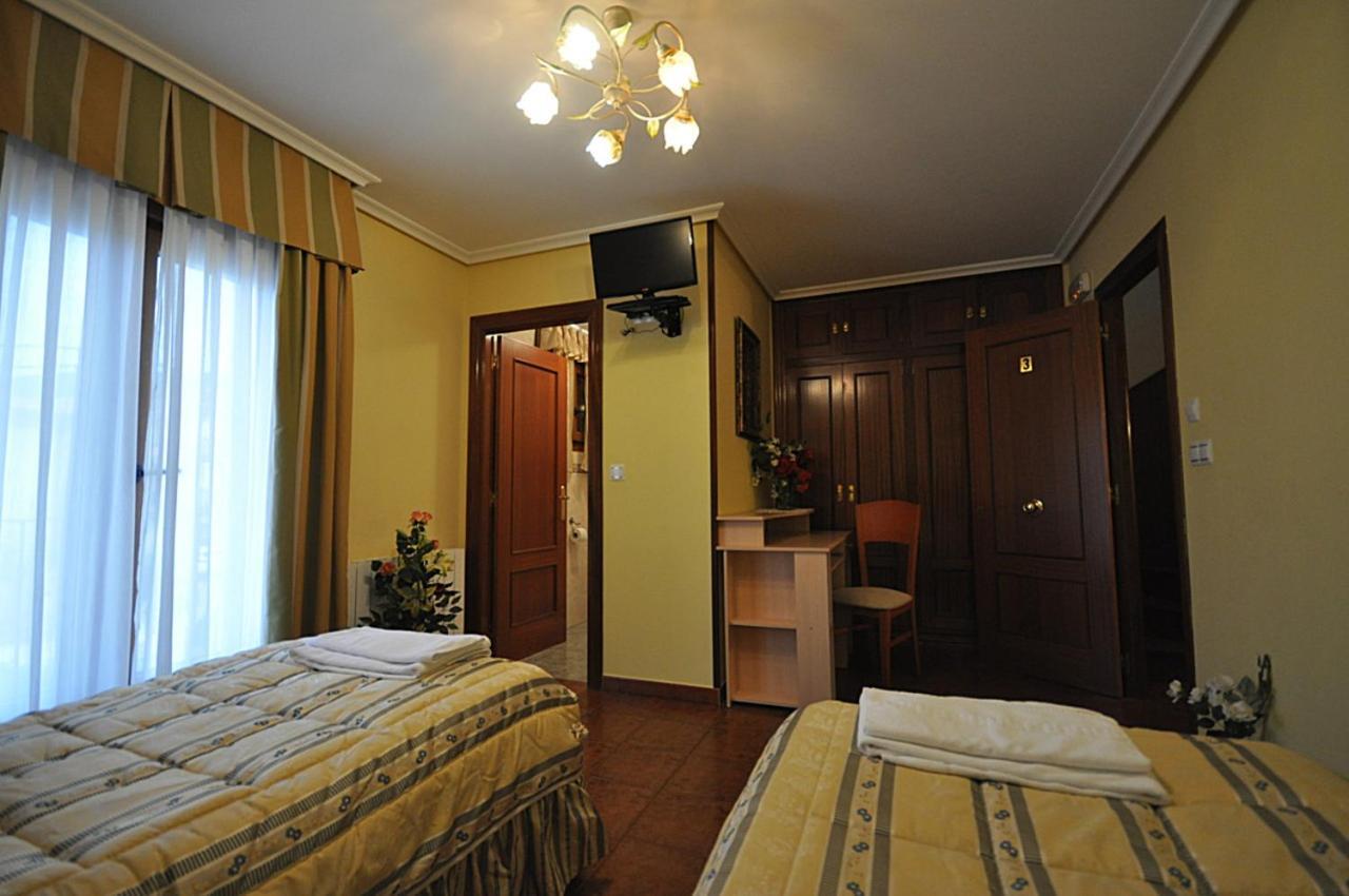 Hotel Rural Anamari Ciguenza  Экстерьер фото